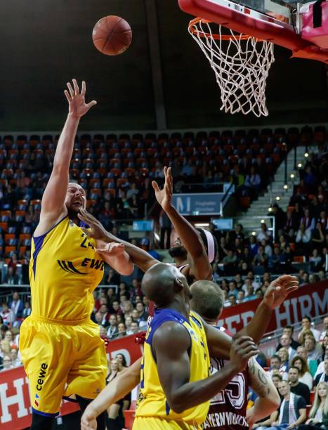 一则关于 一则关于