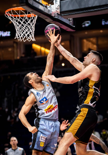 将他置于 将他置于